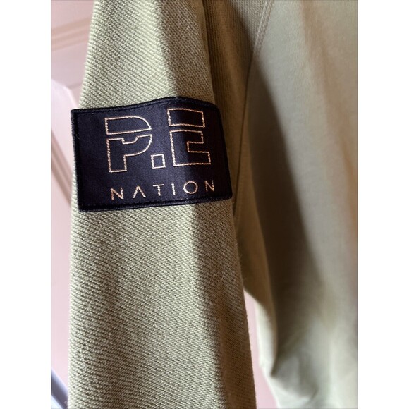 Woman’s PE Nation observation sweatshirt in sage Medium $149 - Picture 5 of 9